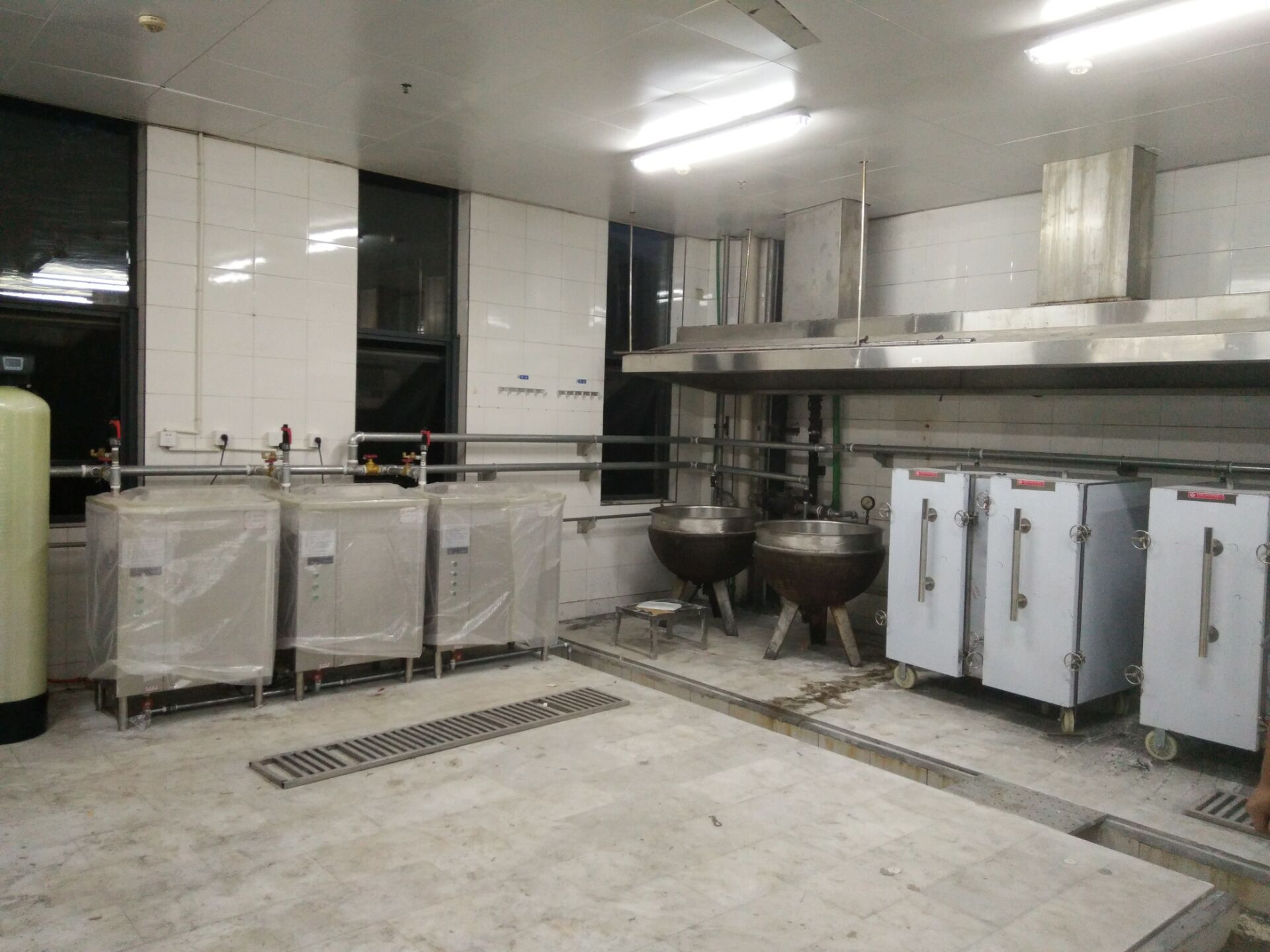我司明莱能源现拟采用燃气蒸汽机对杭州科技职业技术学院食堂进行蒸汽节能改造。